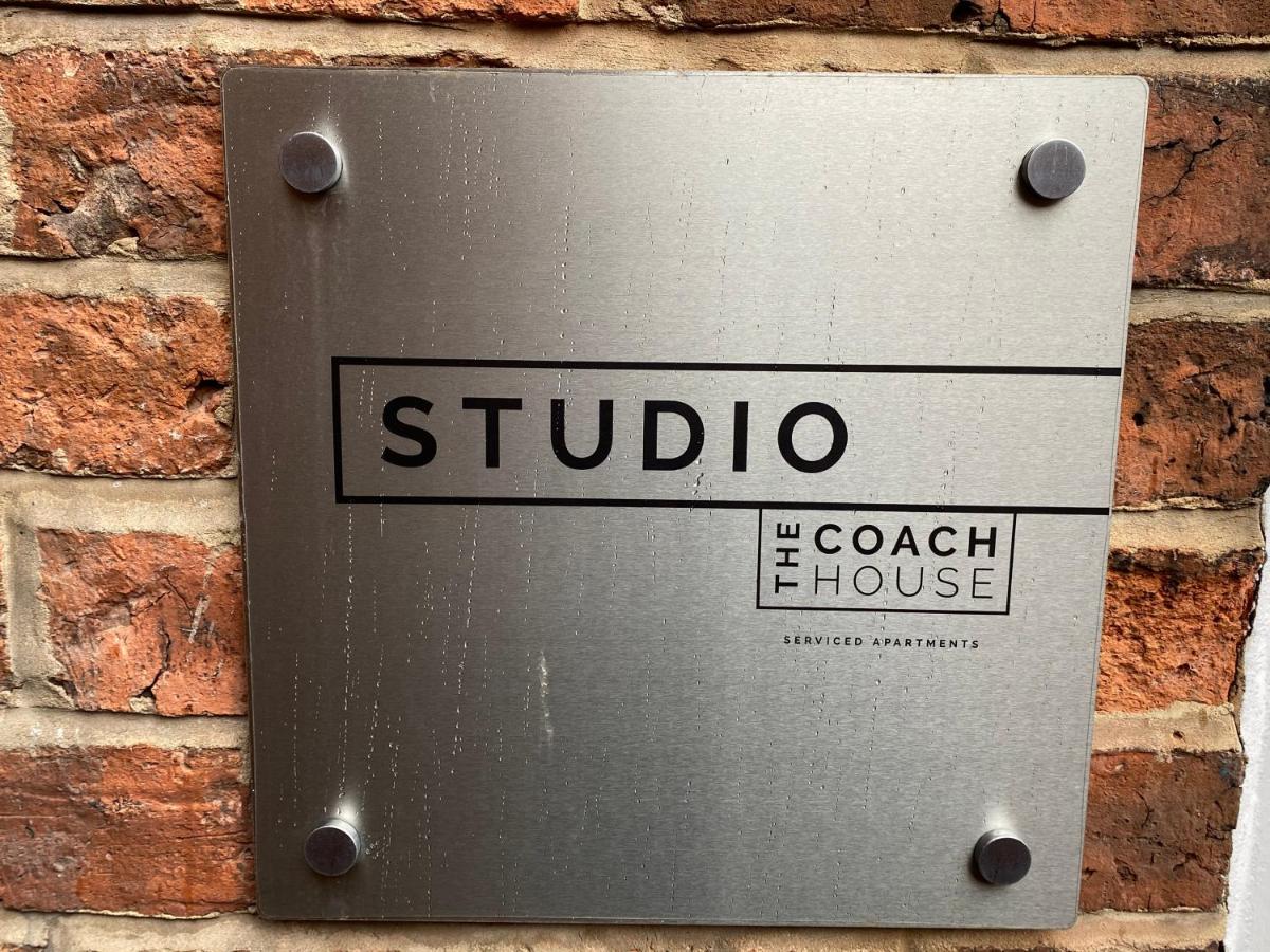 Studio At The Coach House Apartments Leeds  Buitenkant foto