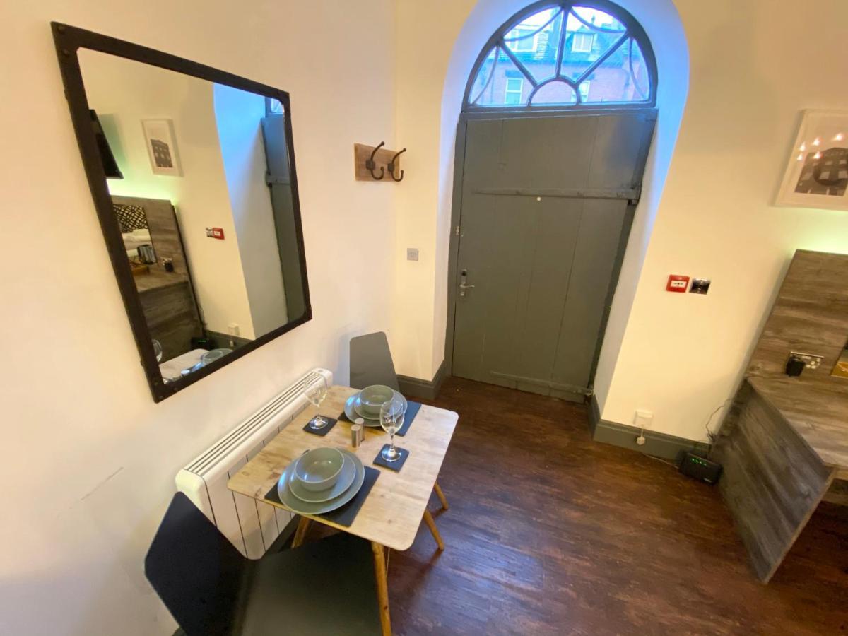 Studio At The Coach House Apartments Leeds  Buitenkant foto