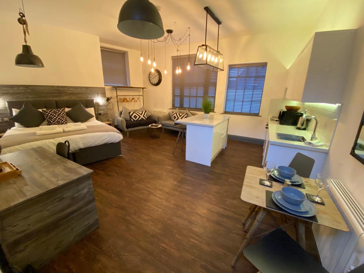 Studio At The Coach House Apartments Leeds  Buitenkant foto